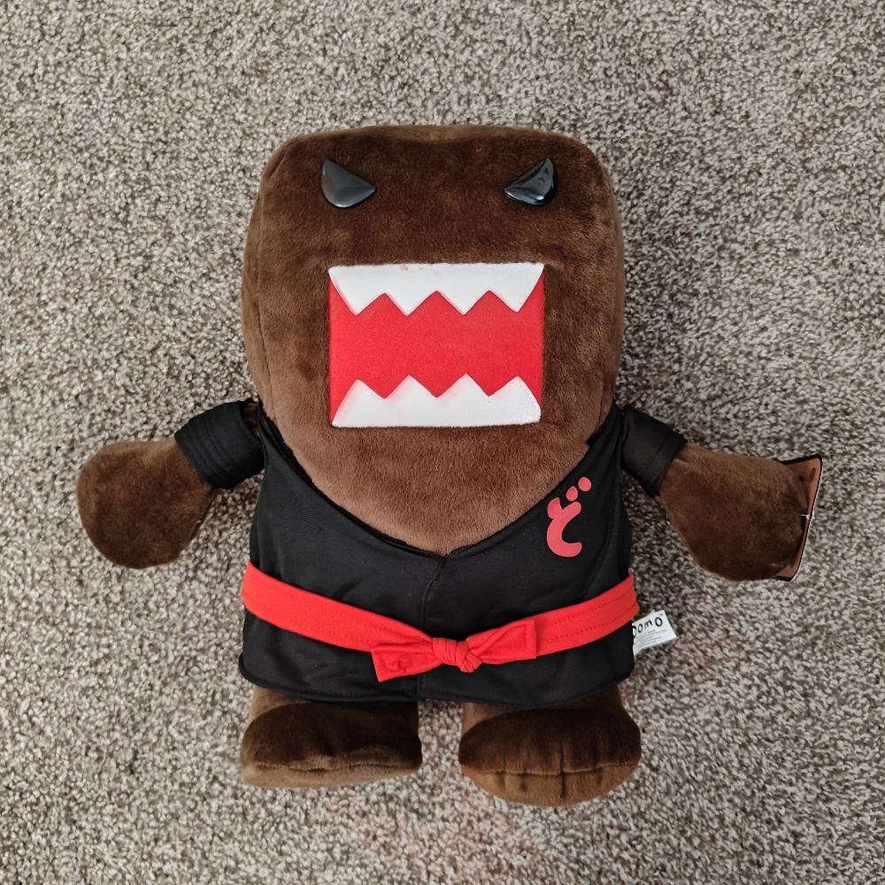 Giant Rare NWT Y2K Domo-kun Stuffed Plush Black Karate Kung Fu Martial Arts 16" - Picture 1 of 4